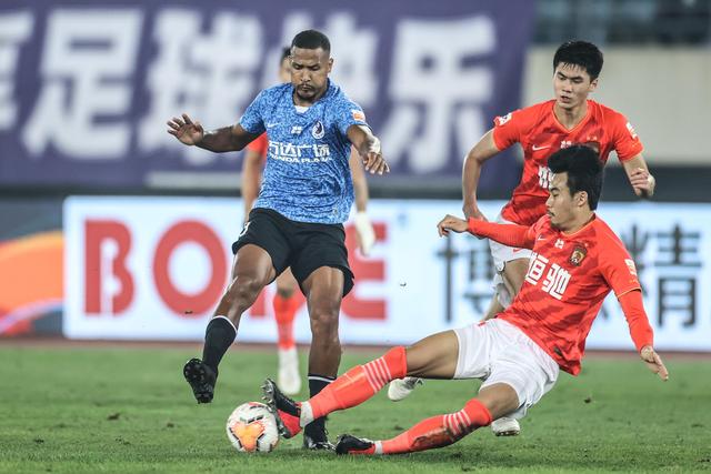 布兰登-米勒与黄蜂达成5年2.09亿美元续约协议
